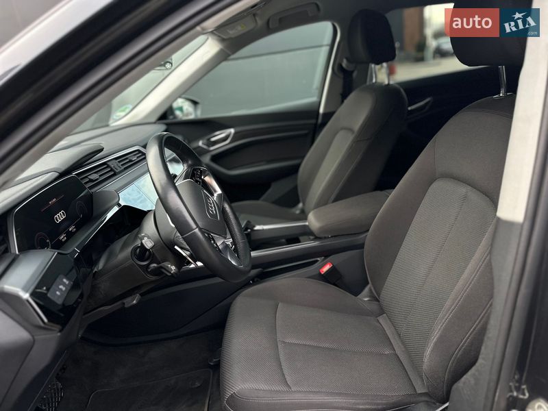 Внедорожник / Кроссовер Audi e-tron 2021 в Львове фото 10 Внедорожник / Кроссовер Audi e-tron 2021 в Львове