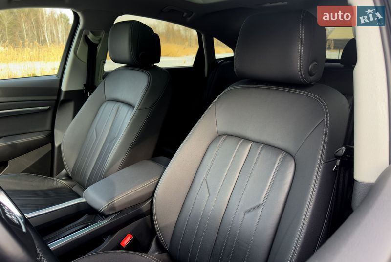 Позашляховик / Кросовер Audi e-tron 2020 в Переяславі