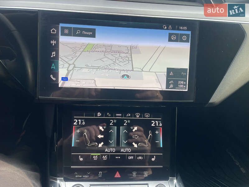 Внедорожник / Кроссовер Audi e-tron 2021 в Ровно