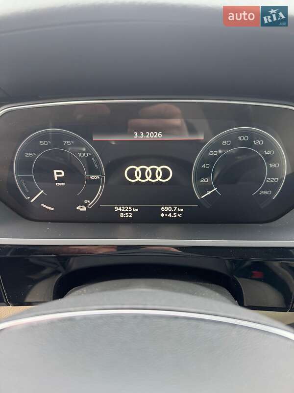 Позашляховик / Кросовер Audi e-tron 2019 в Києві