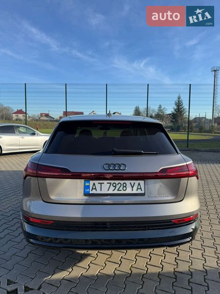 Внедорожник / Кроссовер Audi e-tron 2021 в Ивано-Франковске