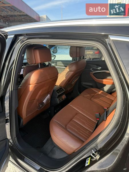 Внедорожник / Кроссовер Audi e-tron 2019 в Луцке