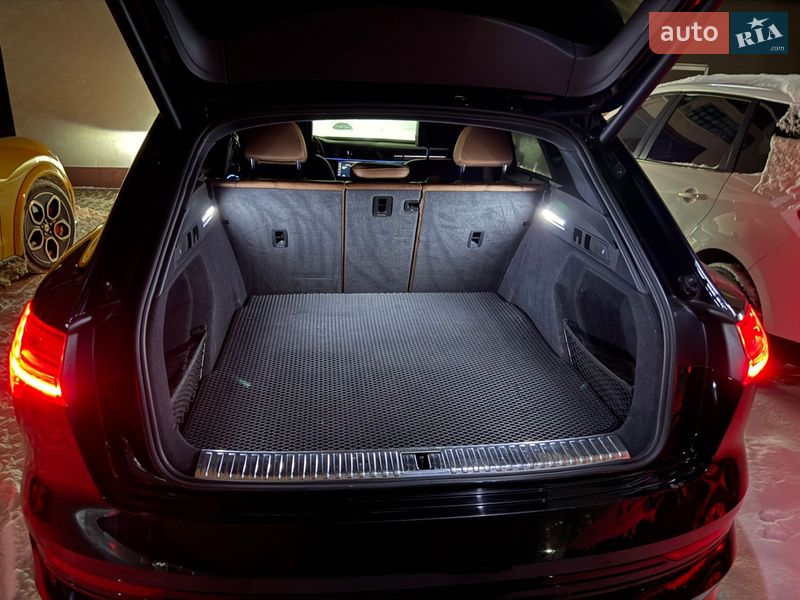 Внедорожник / Кроссовер Audi e-tron 2019 в Луцке