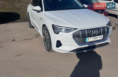 Позашляховик / Кросовер Audi e-tron 2022 в Івано-Франківську