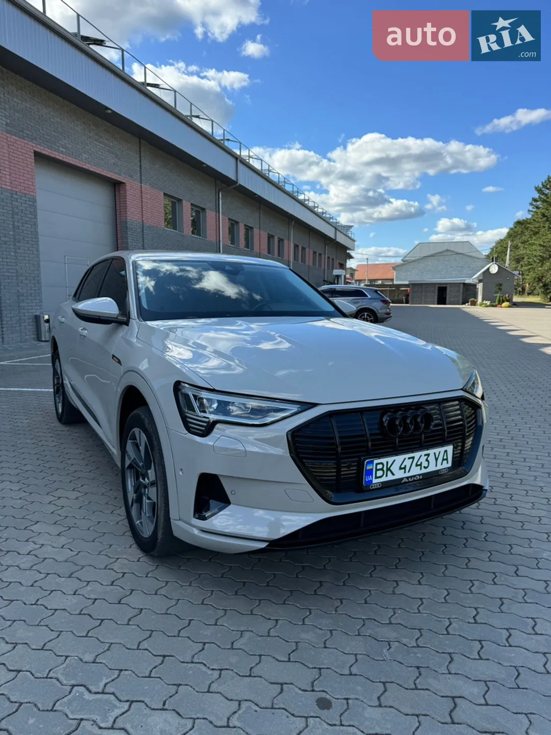 2020 Audi e-tron - мініатюра 7
