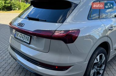 Внедорожник / Кроссовер Audi e-tron 2020 в Костополе фото 13 Внедорожник / Кроссовер Audi e-tron 2020 в Костополе