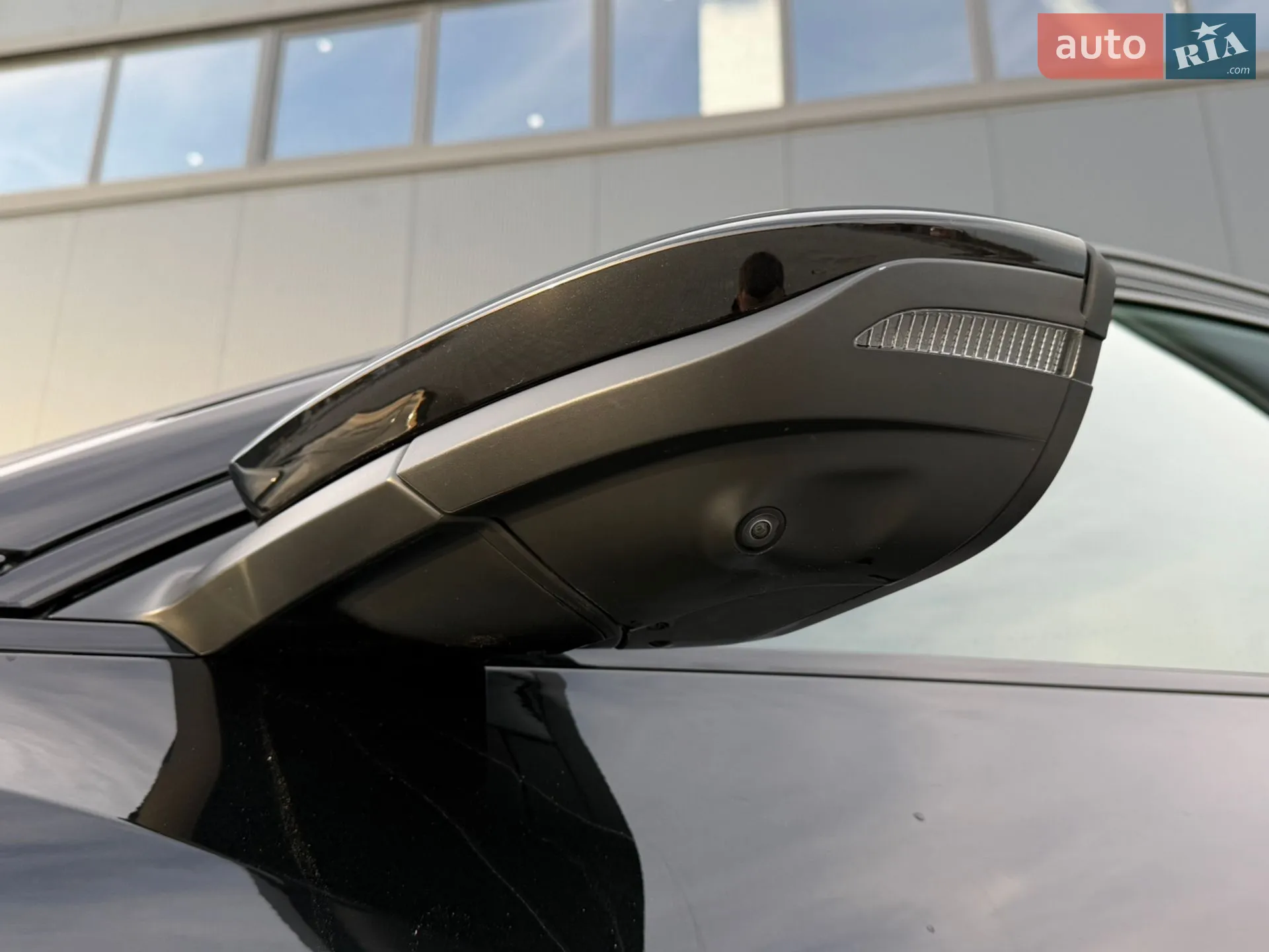 2021 Audi e-tron - мініатюра 14