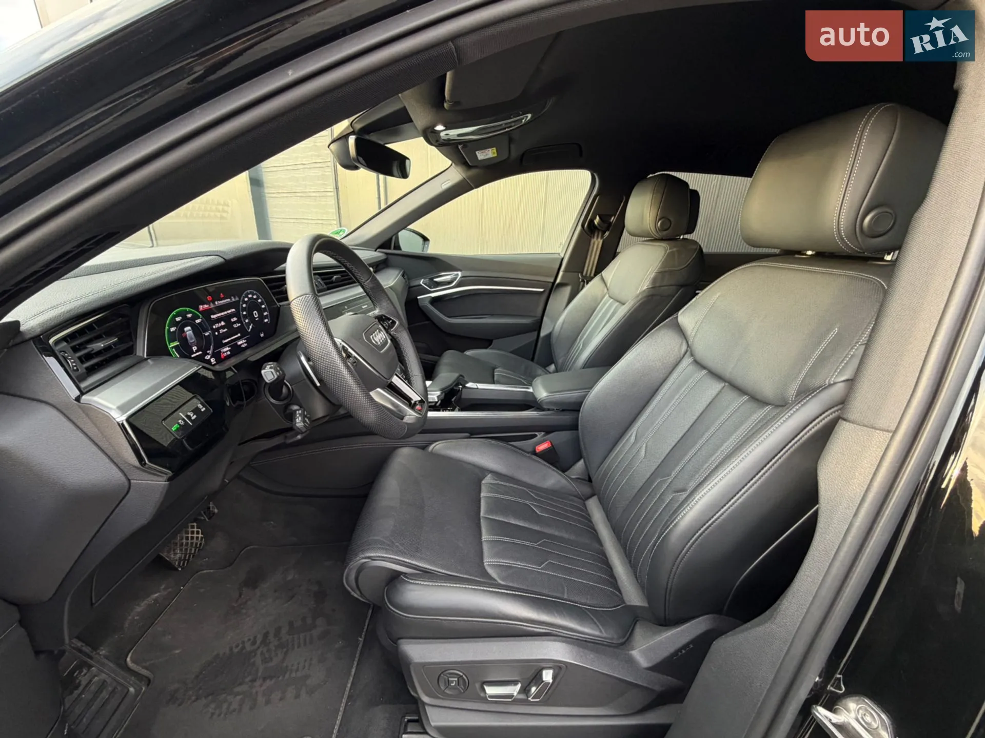 2021 Audi e-tron - мініатюра 25