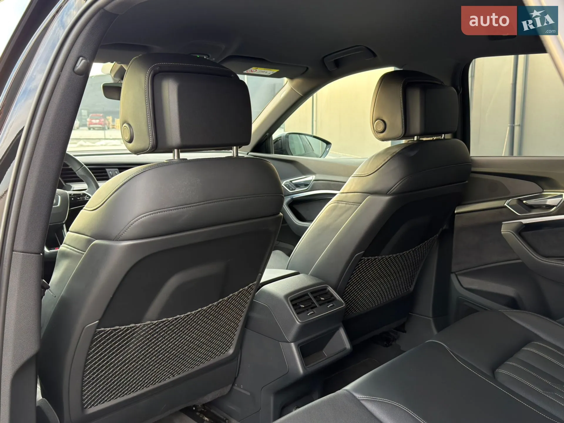 2021 Audi e-tron - мініатюра 32