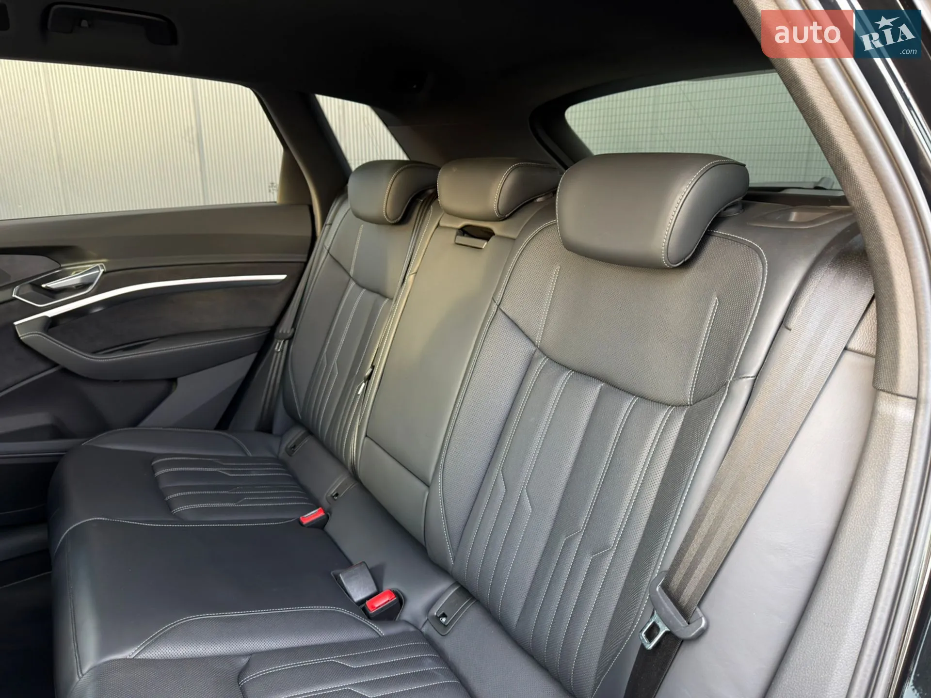2021 Audi e-tron - мініатюра 35