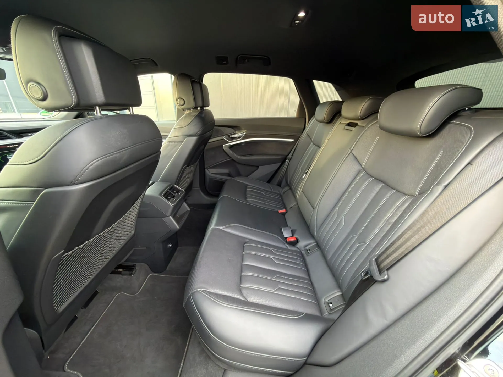 2021 Audi e-tron - мініатюра 36
