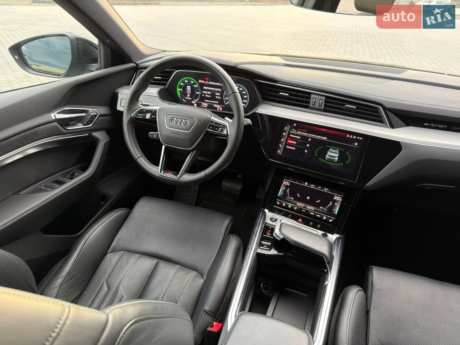 2021 Audi e-tron - мініатюра 41