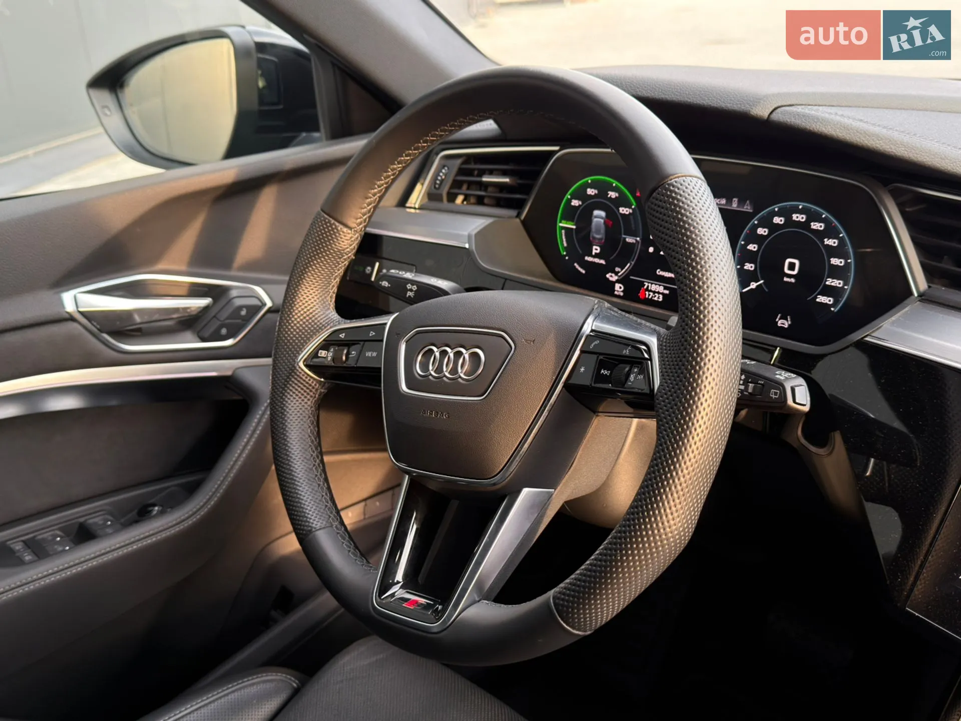 2021 Audi e-tron - мініатюра 74