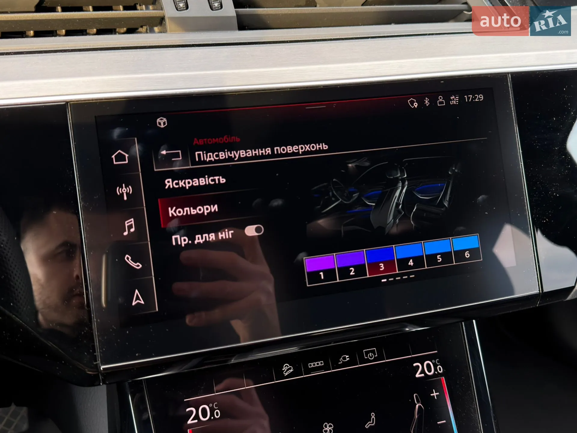 2021 Audi e-tron - мініатюра 93