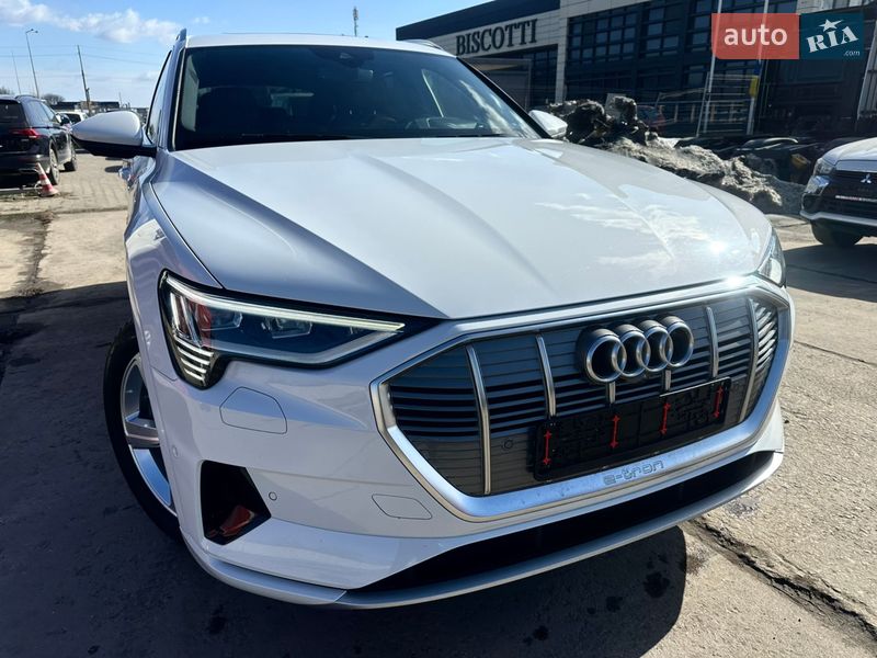 Внедорожник / Кроссовер Audi e-tron 2019 в Львове