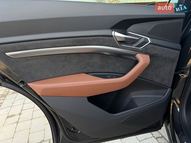 Внедорожник / Кроссовер Audi e-tron 2020 в Коломые