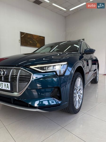 Внедорожник / Кроссовер Audi e-tron 2020 в Черновцах