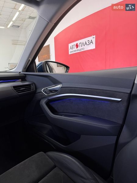 Внедорожник / Кроссовер Audi e-tron 2020 в Черновцах