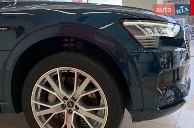 Внедорожник / Кроссовер Audi e-tron 2020 в Черновцах