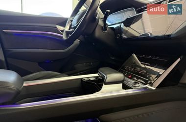 Внедорожник / Кроссовер Audi e-tron 2020 в Черновцах