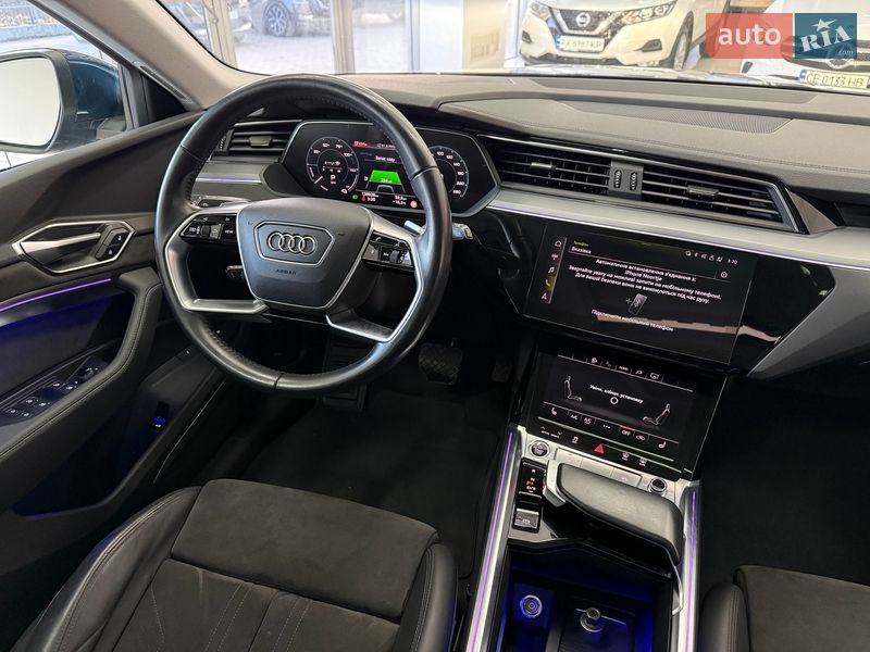 Внедорожник / Кроссовер Audi e-tron 2020 в Черновцах