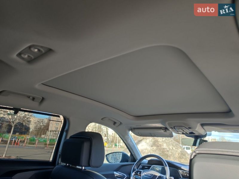 Внедорожник / Кроссовер Audi e-tron 2020 в Киеве