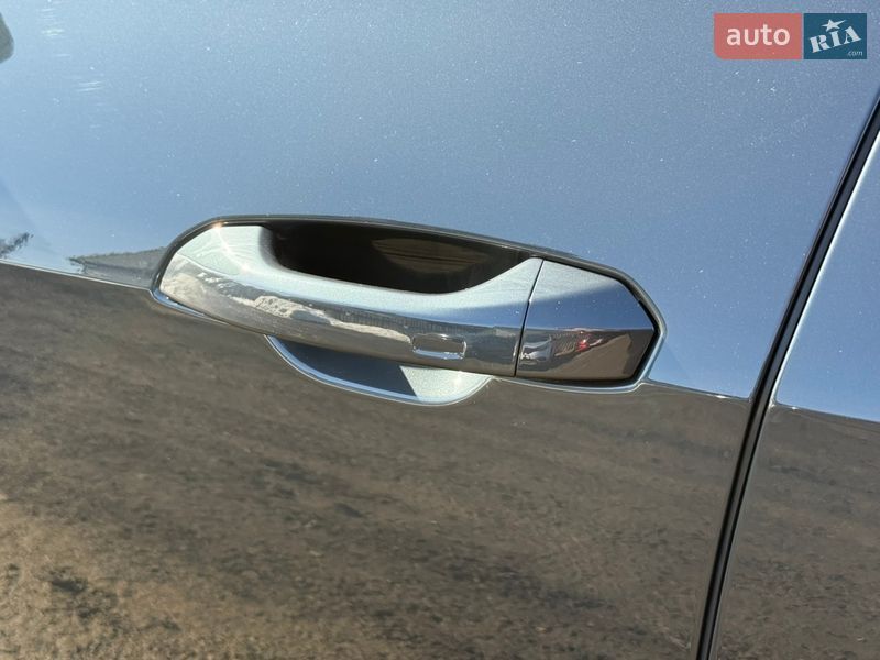 Позашляховик / Кросовер Audi e-tron 2022 в Луцьку
