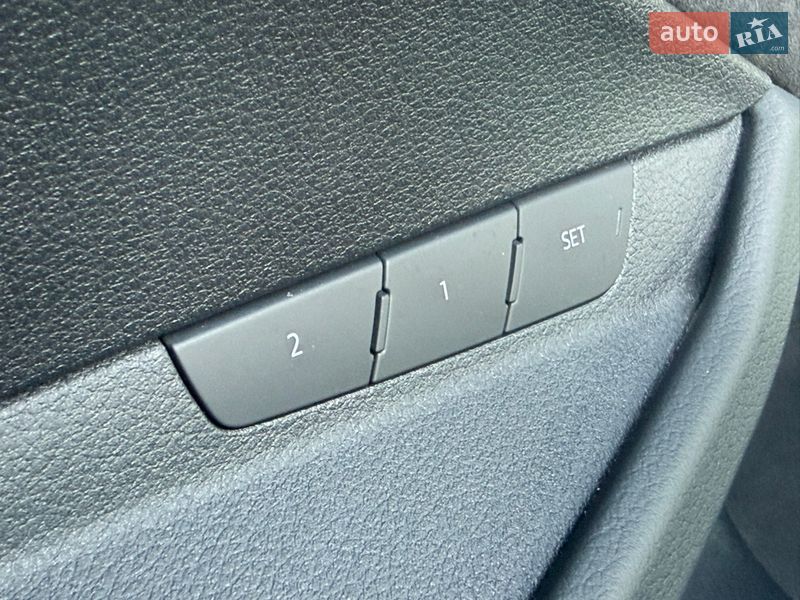Позашляховик / Кросовер Audi e-tron 2022 в Луцьку