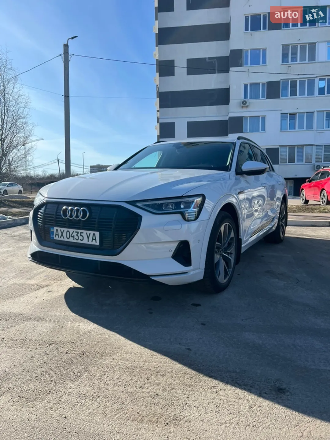 2020 Audi e-tron - фото 1
