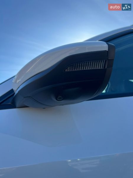 Внедорожник / Кроссовер Audi e-tron 2020 в Харькове