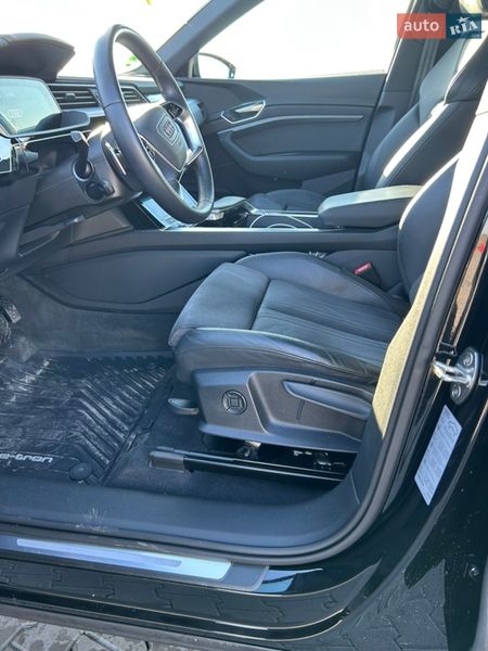 Внедорожник / Кроссовер Audi e-tron 2023 в Житомире