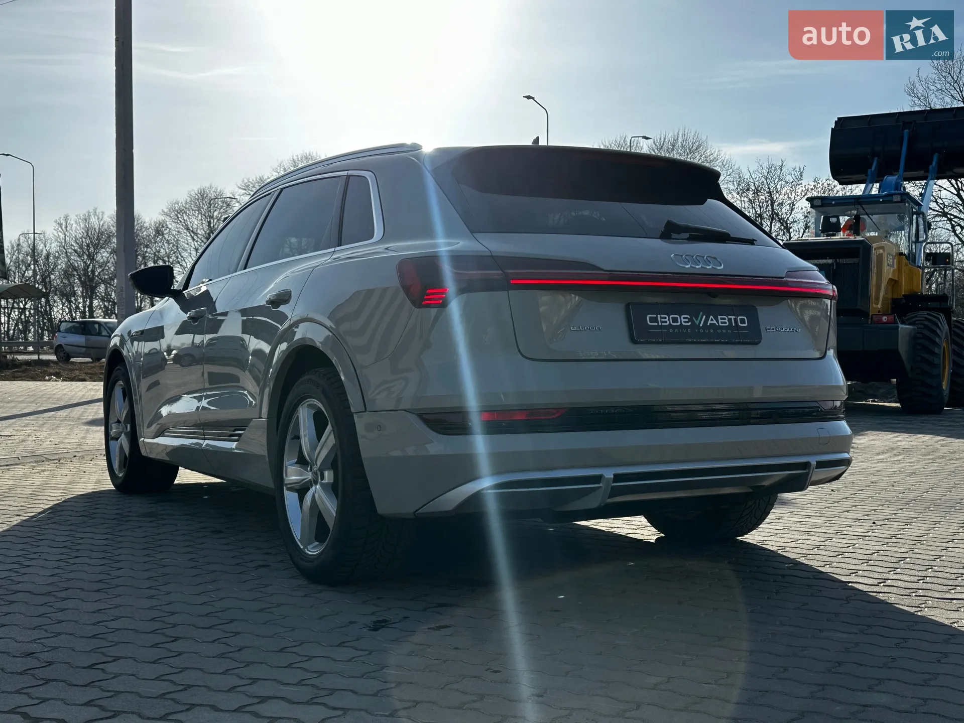2019 Audi e-tron - мініатюра 9