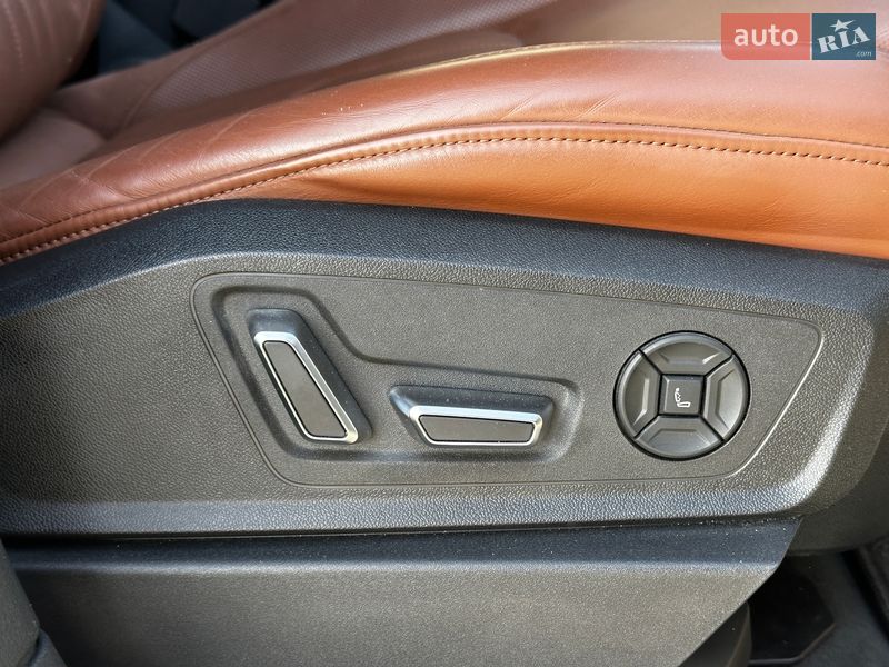 Внедорожник / Кроссовер Audi e-tron 2019 в Львове