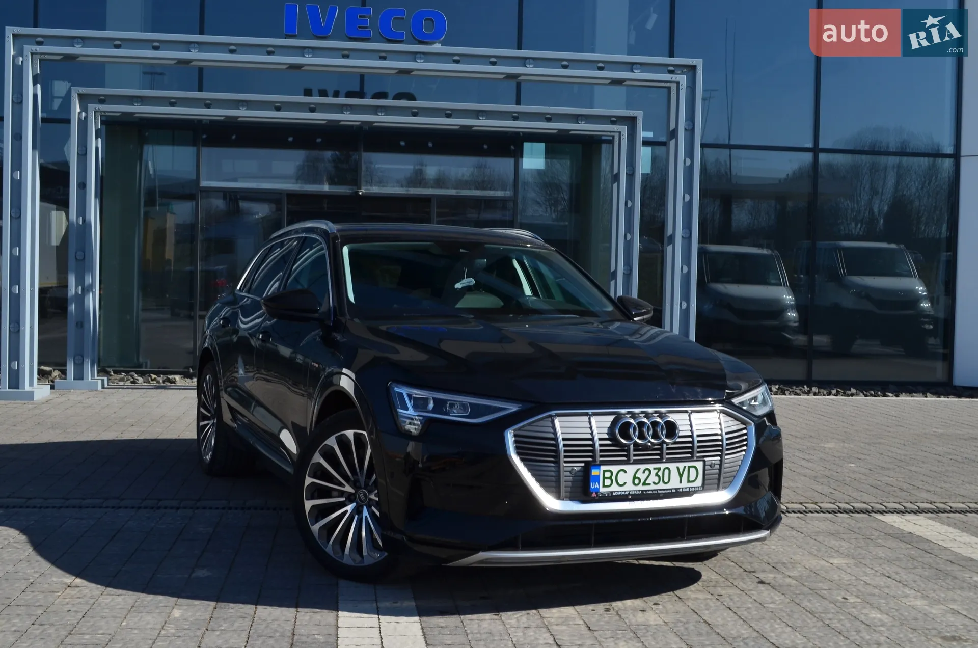 2021 Audi e-tron - фото 1