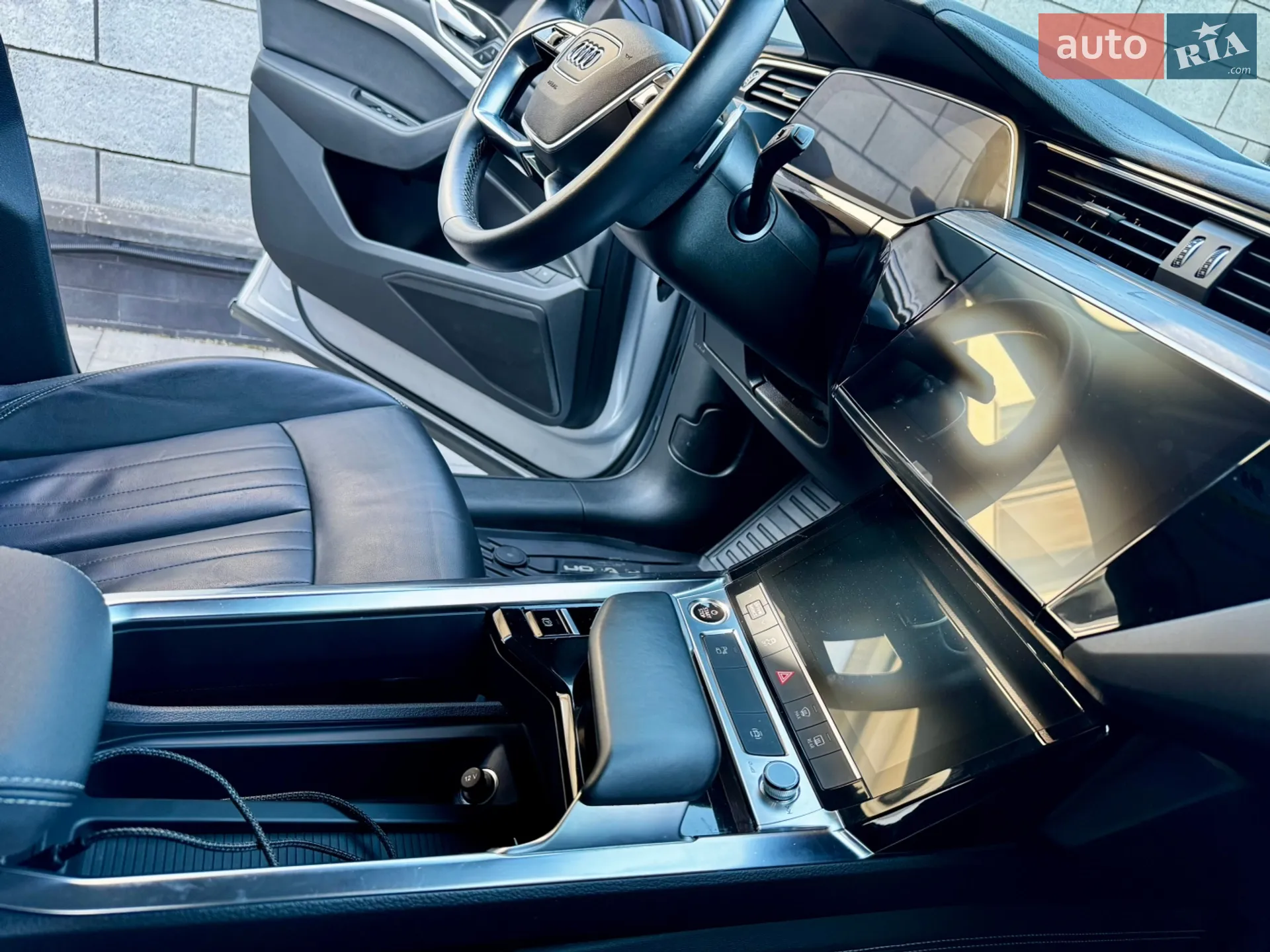 2022 Audi e-tron - мініатюра 31