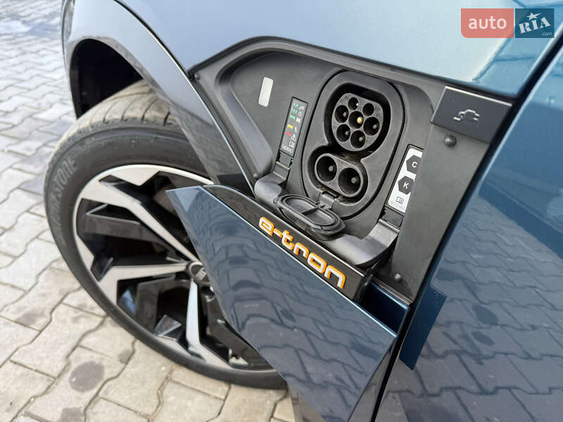 Внедорожник / Кроссовер Audi e-tron 2022 в Хмельницком