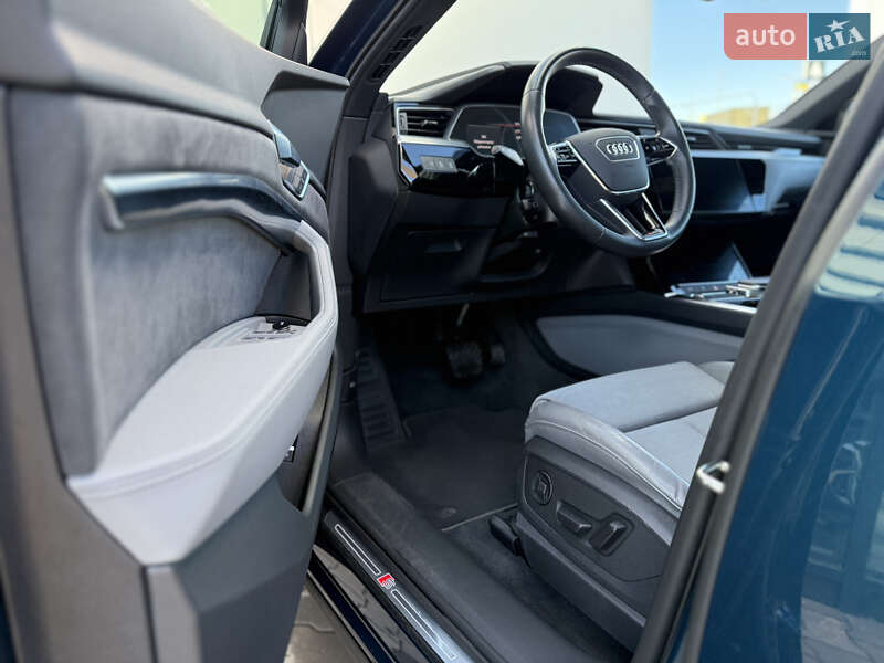 Внедорожник / Кроссовер Audi e-tron 2022 в Хмельницком