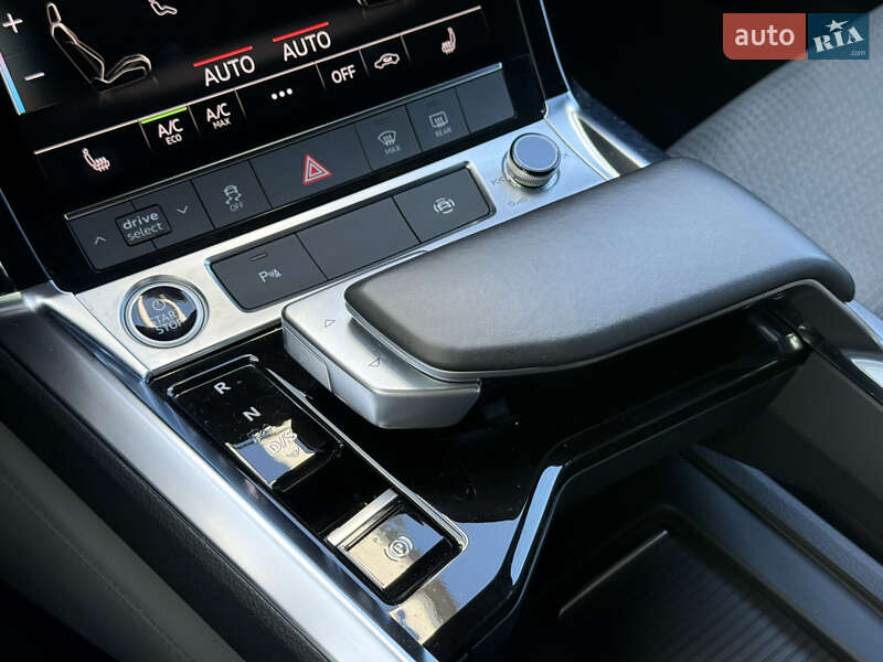 Внедорожник / Кроссовер Audi e-tron 2022 в Хмельницком