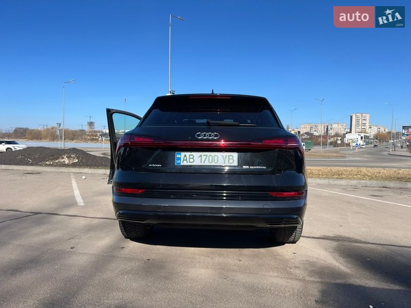 Позашляховик / Кросовер Audi e-tron 2019 в Вінниці