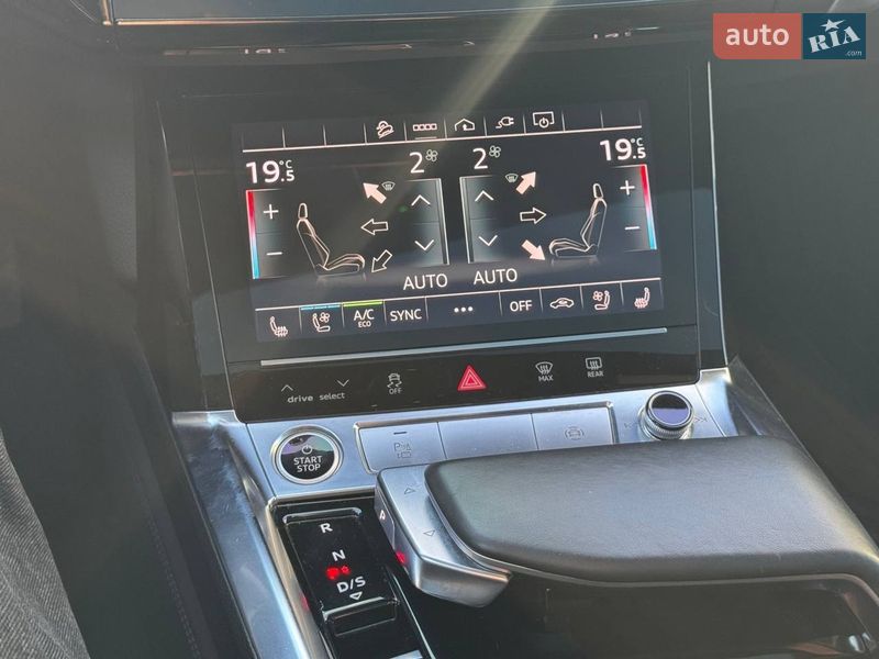 Внедорожник / Кроссовер Audi e-tron 2022 в Киеве