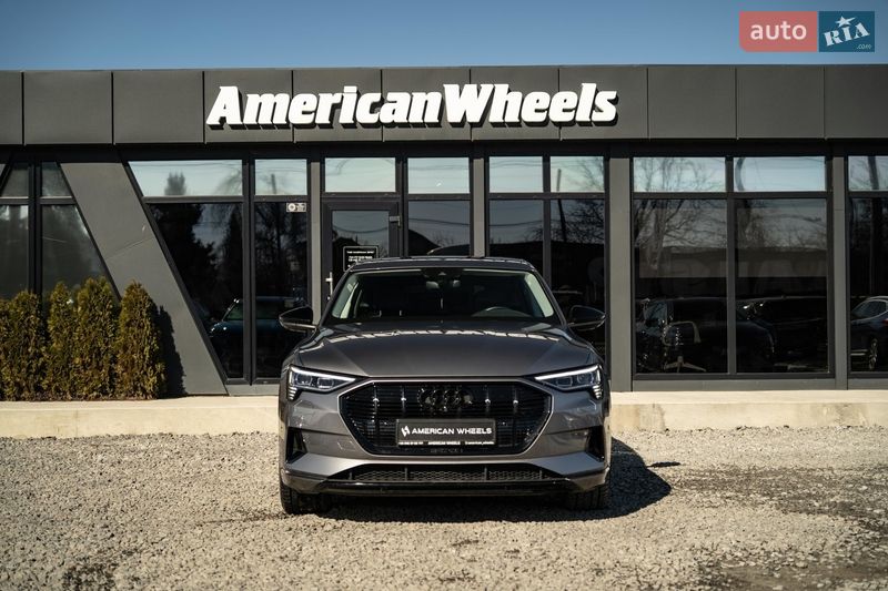 Внедорожник / Кроссовер Audi e-tron 2020 в Черновцах