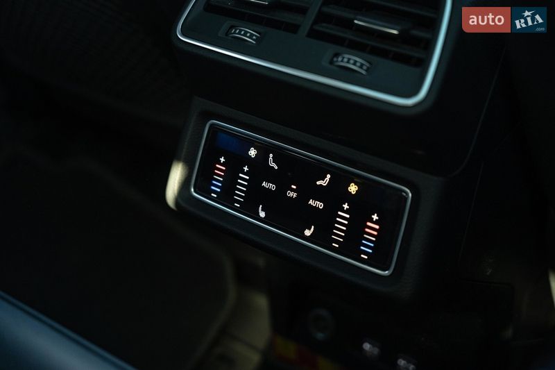 Внедорожник / Кроссовер Audi e-tron 2020 в Черновцах