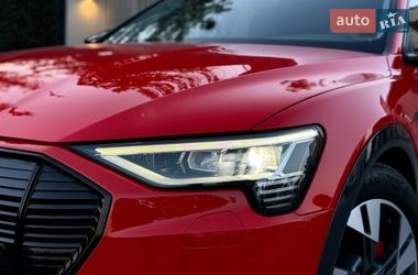 Позашляховик / Кросовер Audi e-tron 2019 в Львові