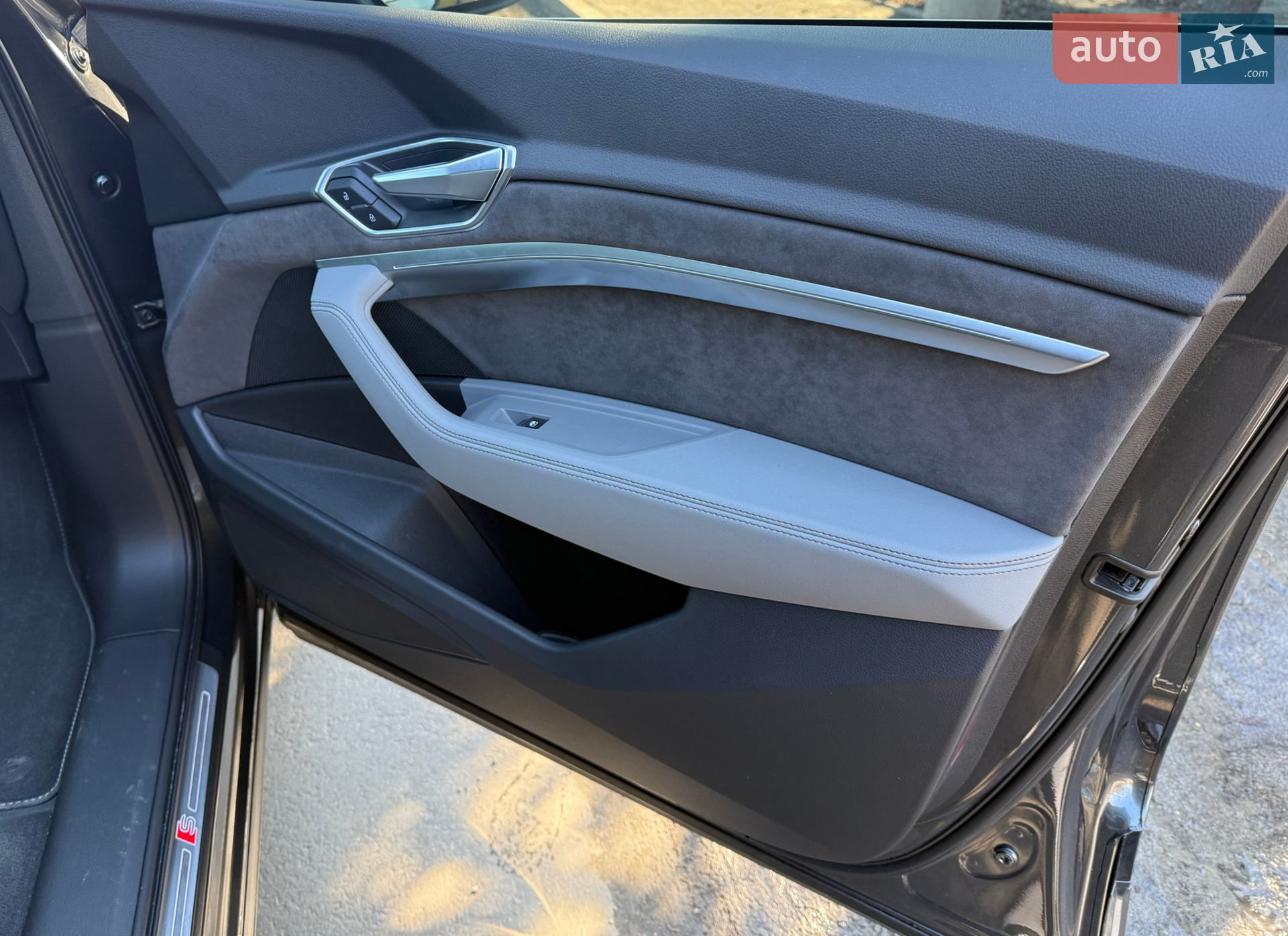2021 Audi e-tron - мініатюра 36