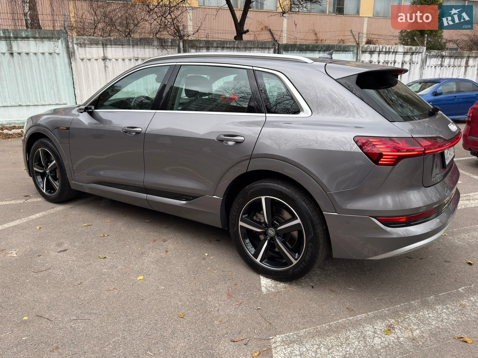 2019 Audi e-tron - мініатюра 11