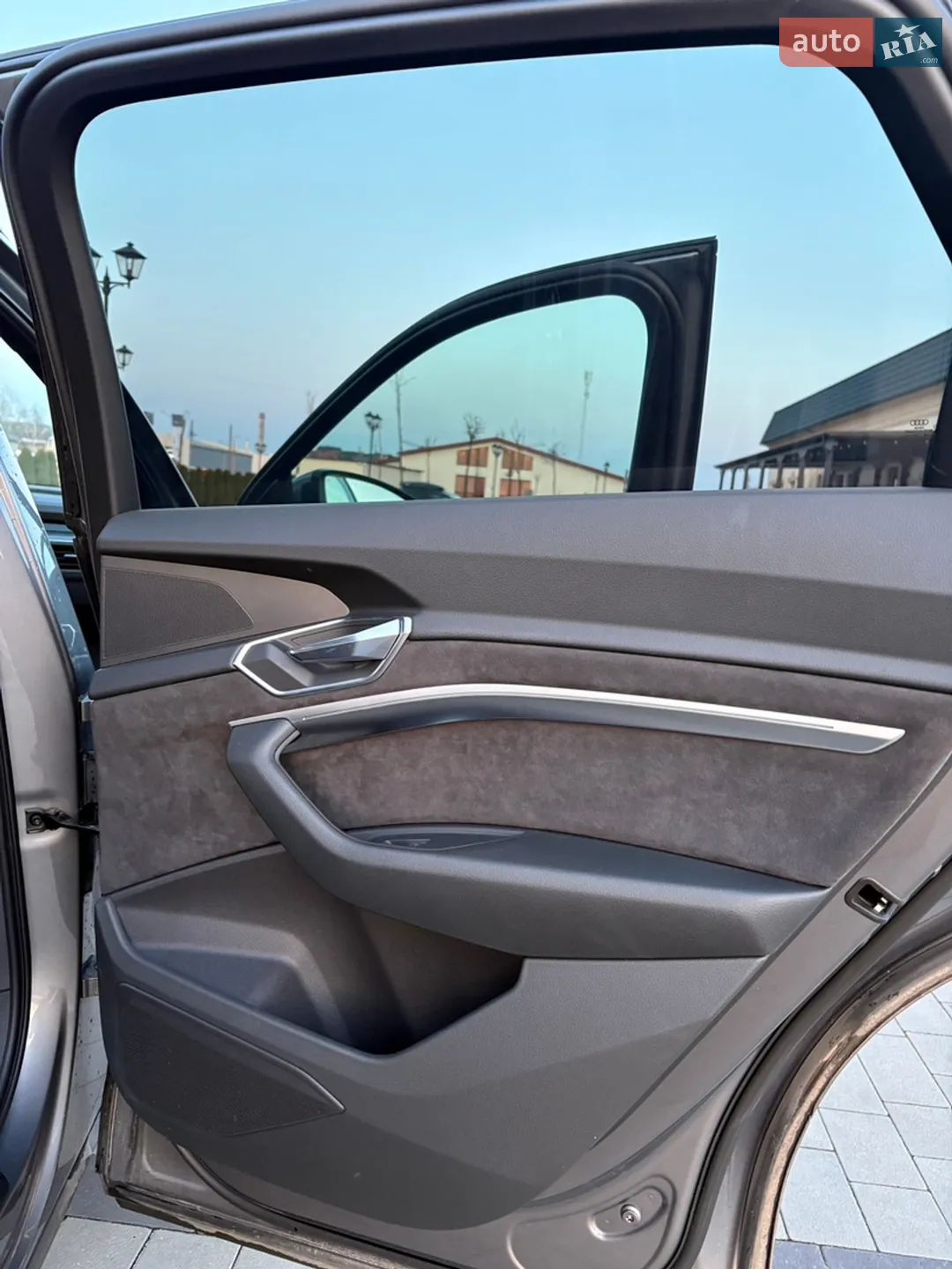 2019 Audi e-tron - мініатюра 17