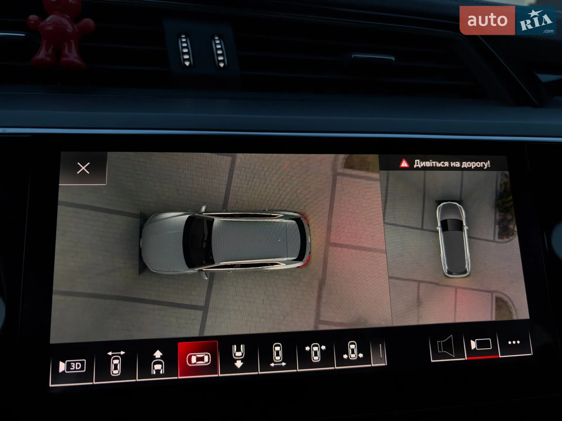 2019 Audi e-tron - мініатюра 39