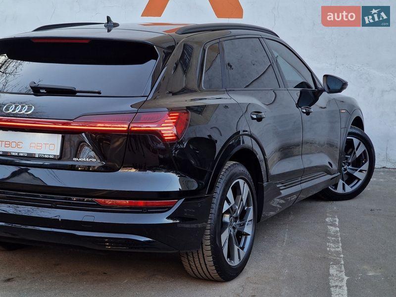 Позашляховик / Кросовер Audi e-tron 2021 в Одесі