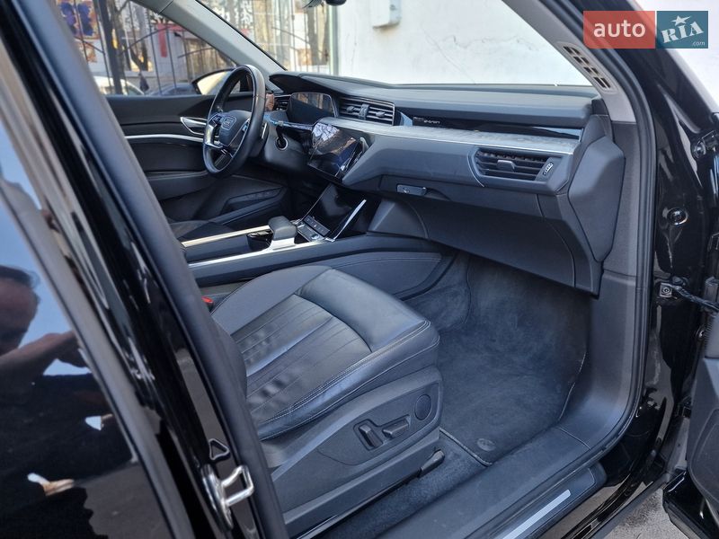 Позашляховик / Кросовер Audi e-tron 2021 в Одесі