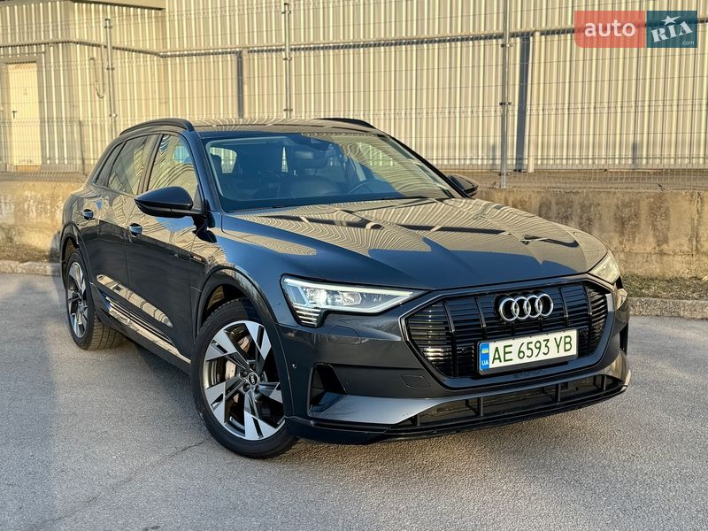 Внедорожник / Кроссовер Audi e-tron 2021 в Днепре фото 6 Внедорожник / Кроссовер Audi e-tron 2021 в Днепре